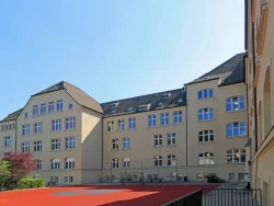 hauptgebaeude hauptgebaeude